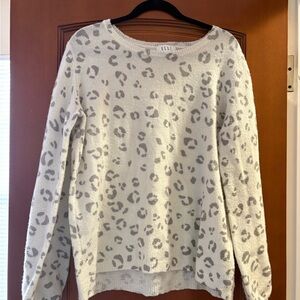 Elle Cream and Gray Patterned Sweater